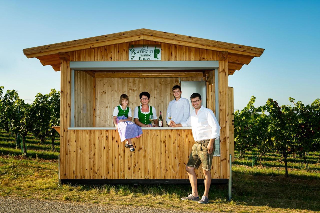 Weingut Familie Bauer Hotel Grossriedenthal Exterior photo
